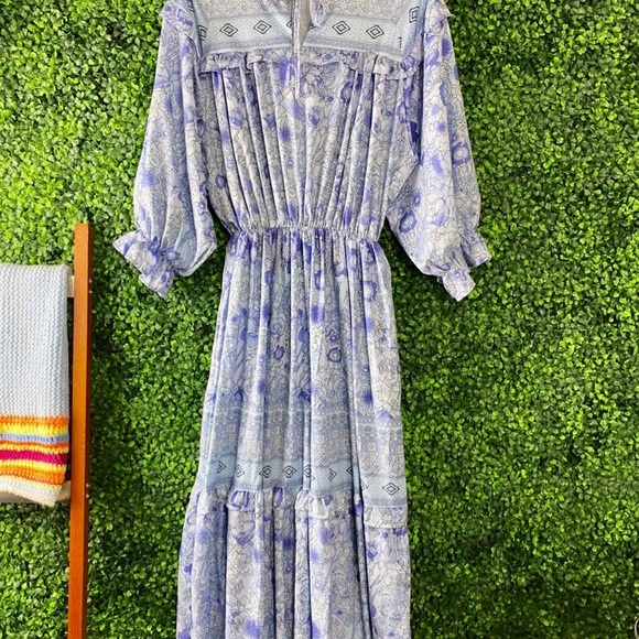 Retro Maxi dress full of uniqueness! - Picture 8 of 9